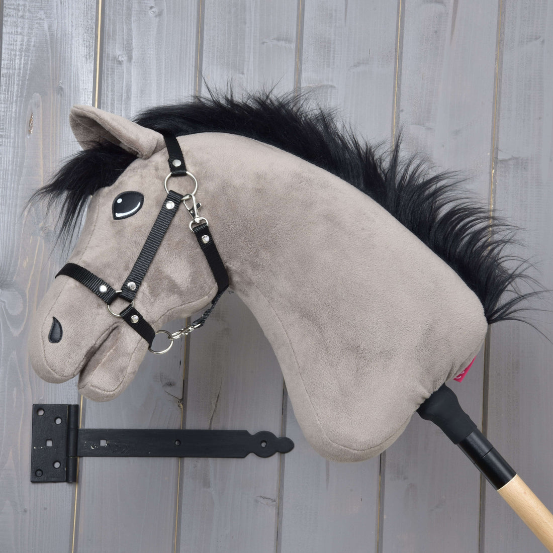 Hobby Horse Thor s černou ohlávkou