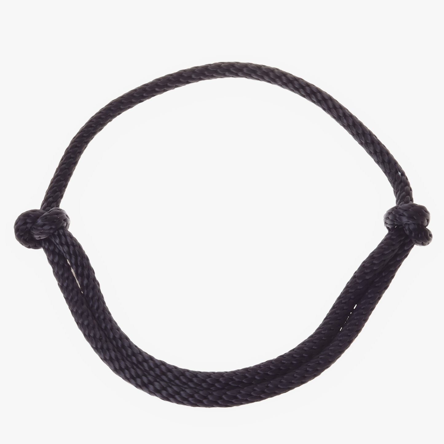 Nákrčník černý od Hobby Horse LarDen je ručně vyrobené nastavitelné cordeo lano v černé barvě s bočními uzly – ideální pro jízdu bez uzdečky nebo aktivity s Hobby Horse.